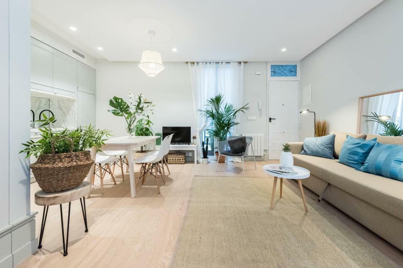 Explore Madrid From A Warm Apartment With Patio At A Newly Refurbished Manorial Building Екстериор снимка