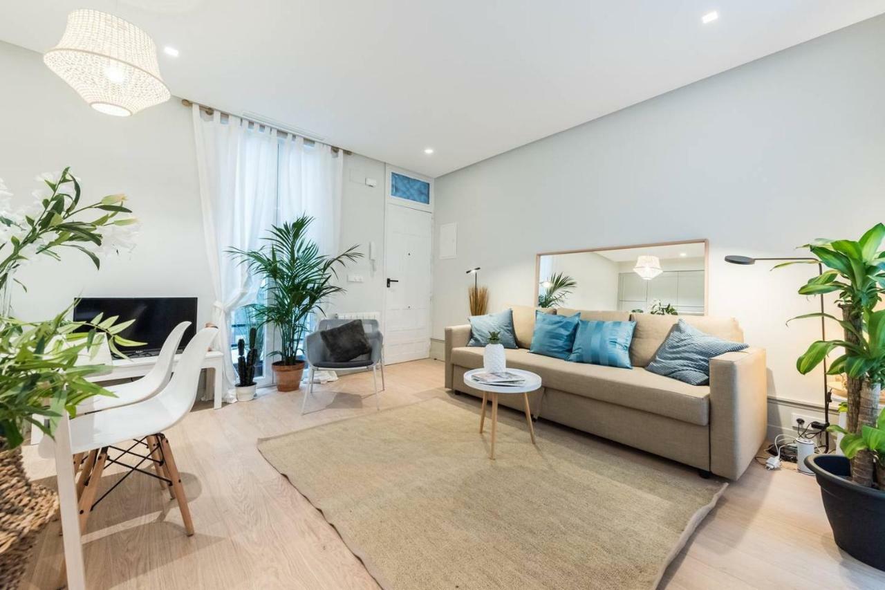 Explore Madrid From A Warm Apartment With Patio At A Newly Refurbished Manorial Building Екстериор снимка
