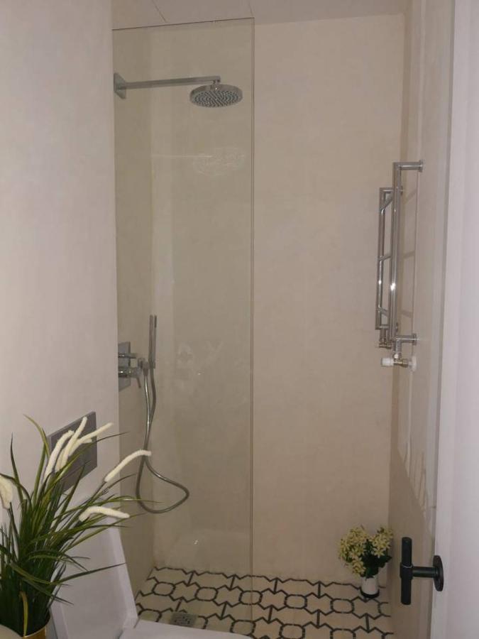 Explore Madrid From A Warm Apartment With Patio At A Newly Refurbished Manorial Building Екстериор снимка
