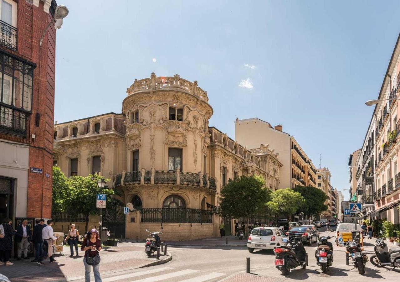 Explore Madrid From A Warm Apartment With Patio At A Newly Refurbished Manorial Building Екстериор снимка
