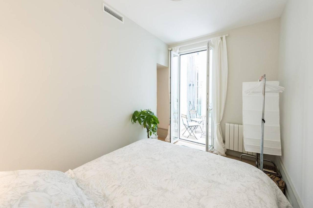 Explore Madrid From A Warm Apartment With Patio At A Newly Refurbished Manorial Building Екстериор снимка