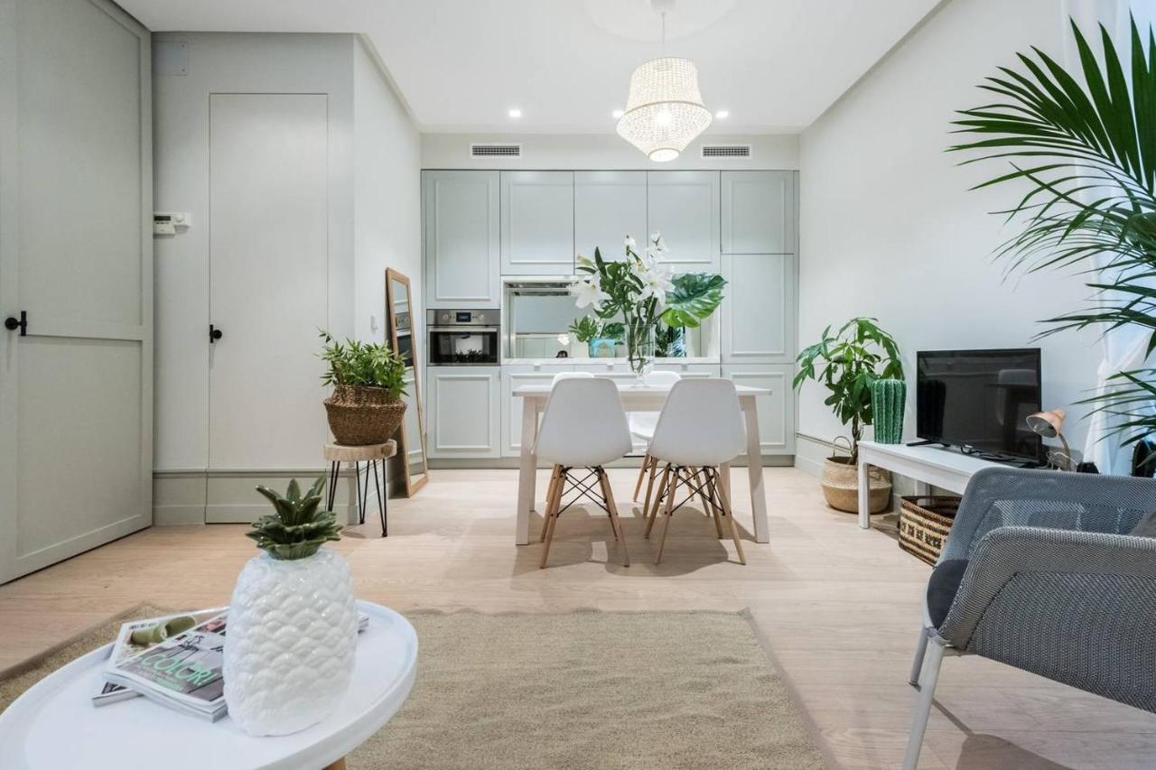Explore Madrid From A Warm Apartment With Patio At A Newly Refurbished Manorial Building Екстериор снимка